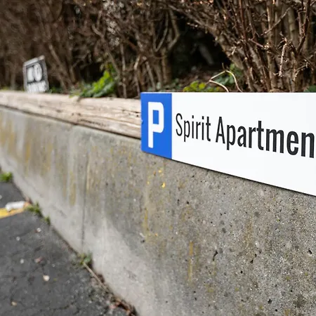 Spirit - #4 - Zentral - Parkplatz Бриенц